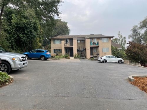 153 Dorer Dr, Auburn, CA 95603-5463