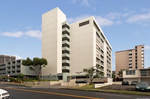 1114 Wilder Ave, Honolulu HI  96822-2776 exterior