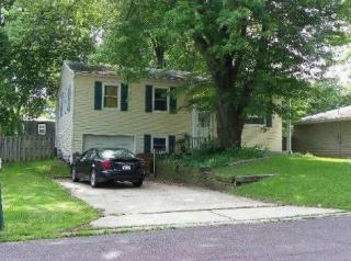 5828 Hamilton Rd, Peoria, IL 61614-3809