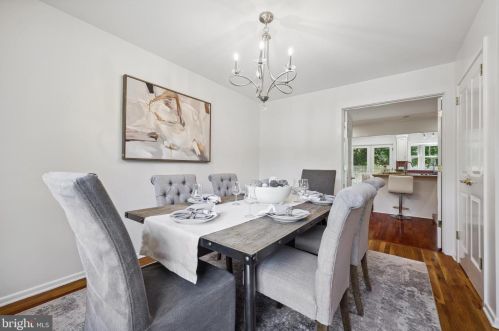 30 Robert Rd, Princeton NJ  08540-5333 exterior