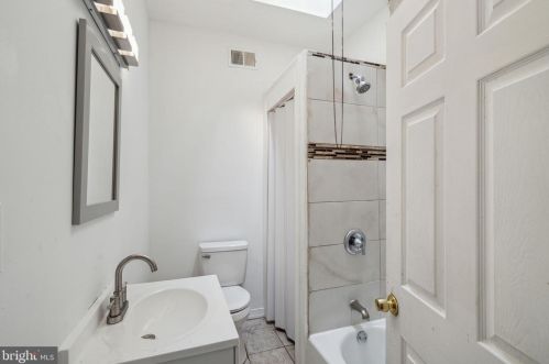 2520 Allegheny Ave, Philadelphia PA  19132-1336 exterior