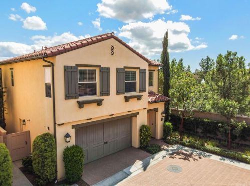 54 Rembrandt, Irvine, CA 92620-7314