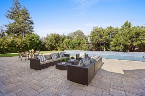 307 Verano Dr, Los Altos CA 94022-2345 exterior