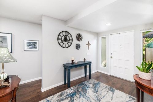 214 Vista Montana Way, Oceanside, CA 92054-4549