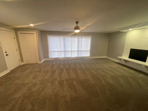 1596 Wood St, Crete IL  60417-3129 exterior
