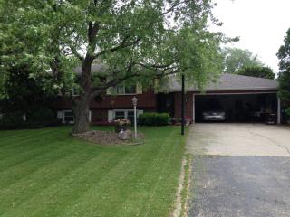 1283 Tampa Ln, Kankakee, IL 60901-7449