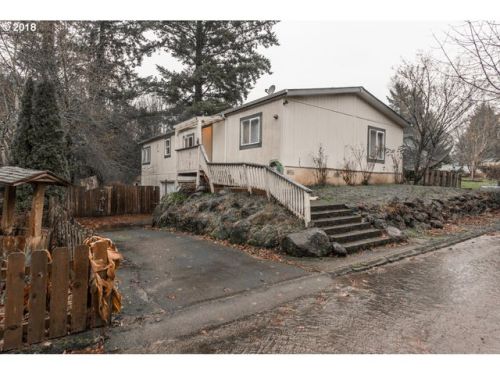 401 Canyon View Dr, Lafayette, OR 97127-9153