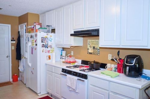 6746 Biscayne Blvd, Rex GA 30273-2245 exterior