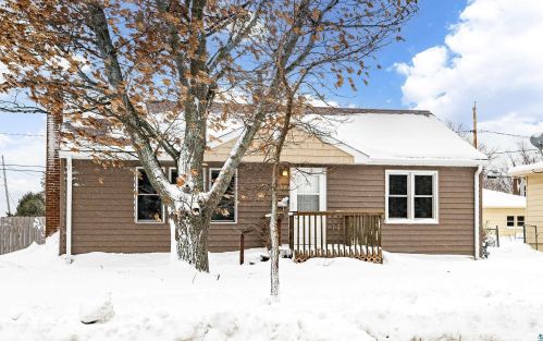 4630 Glenwood St, Duluth MN  55804-1264 exterior