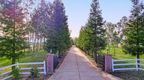 4121 Riosa Rd, Sheridan, CA 95681-9730