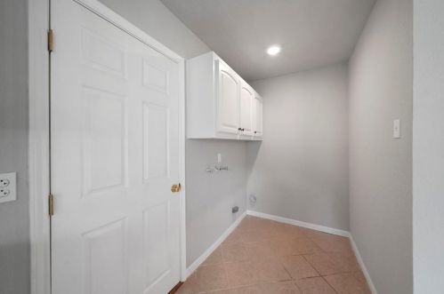 205 Bert St, Angleton TX 77515-5274 exterior