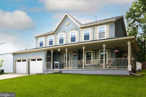 23 Heritage Hill Dr, Erial, NJ 08081-1068