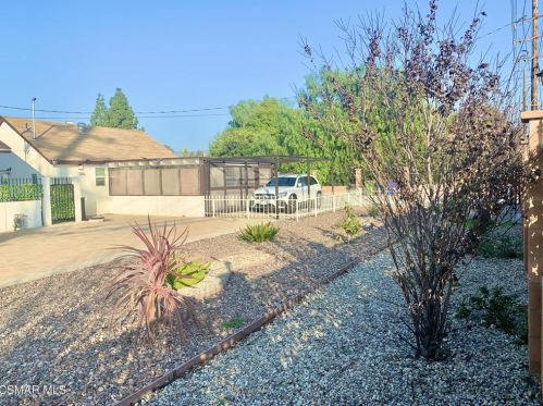 4071 Cochran St, Simi Valley, CA 93063-2346