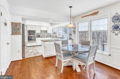 12125 Darnley Rd, Woodbridge VA  22192-6615 exterior