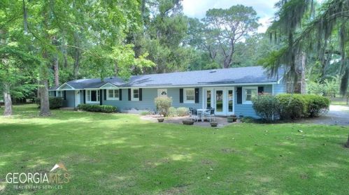 2504 Crusoe Village Ct, Albany, GA 31701-1203