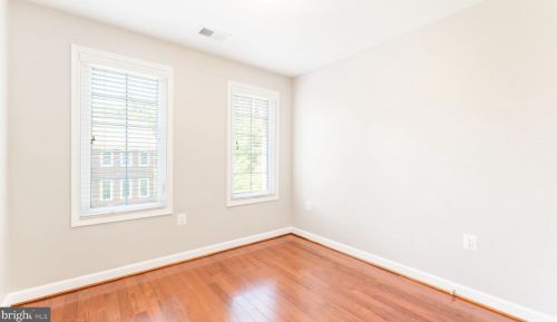 10506 Erik Charles Ct, Springfield VA 22015-2269 exterior