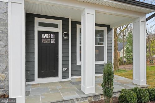1723 Fairview Ave, Mc Lean, VA 22101-4709