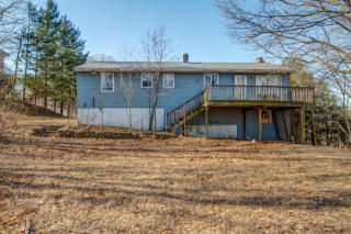 104 White Birch Dr, Waterbury, CT 06708-2122