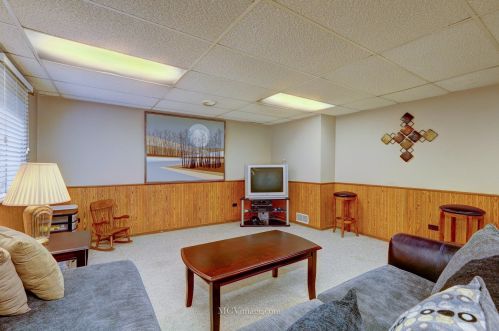 785 Burning Trl, Carol Stream IL  60188-9187 exterior