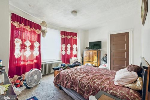 2119 Chelten Ave, Philadelphia PA 19138-2519 exterior