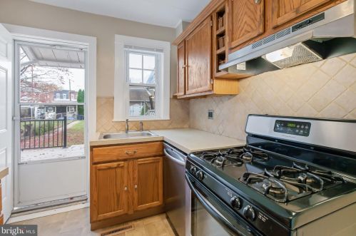 516 Ross St, Lancaster PA  17602-1946 exterior