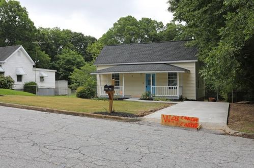 1595 Elm St, Conyers GA  30012-3715 exterior