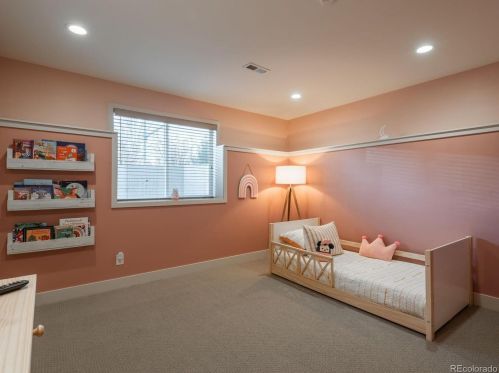 14 45th Ave, Denver CO  80216-3502 exterior