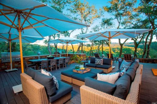 11720 Chalk Hill Rd, Healdsburg, CA 95448-9037