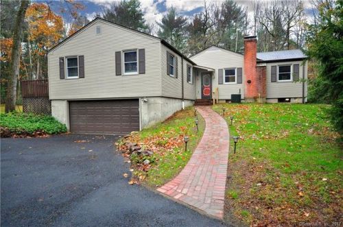 53 Copper Hill Rd, Granby, CT 06035-1526