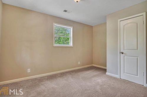 180 Scott Blvd, Stockbridge GA 30281-3855 exterior