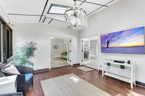 5485 Errol Pl, Atlanta GA  30327-4871 exterior