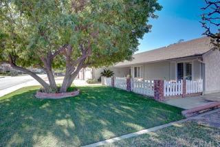 131 Summertree Rd, Anaheim, CA 92807-4022