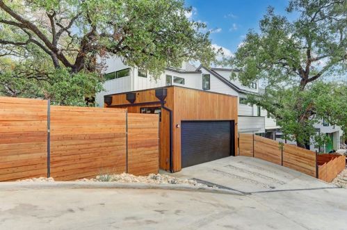 3207 Clawson Rd, Austin TX  78704 exterior