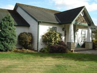 9252 Sunrise Rd, Custer, WA 98240-9601