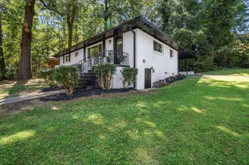 2539 Lancaster Dr, Atlanta, GA 30344-2328