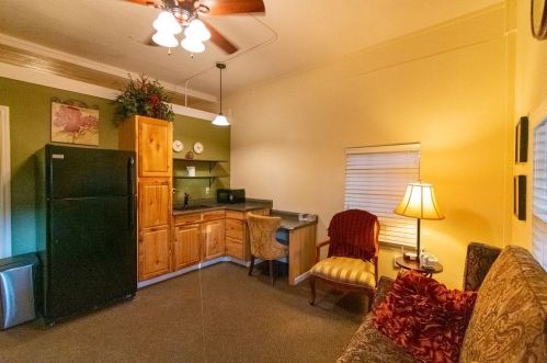 15302 Ben Wiggins Rd, Conroe TX  77303-4805 exterior