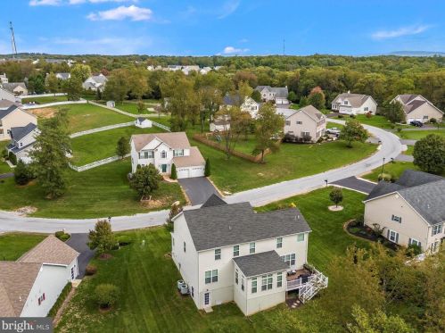 788 Rivanna Run, Falling Waters WV  25419-4293 exterior