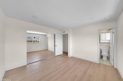 5771 Heil Ave, Huntington Beach CA  92649-3771 exterior