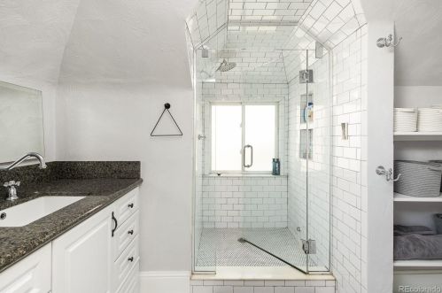 712 Logan St, Denver CO 80203-3114 exterior