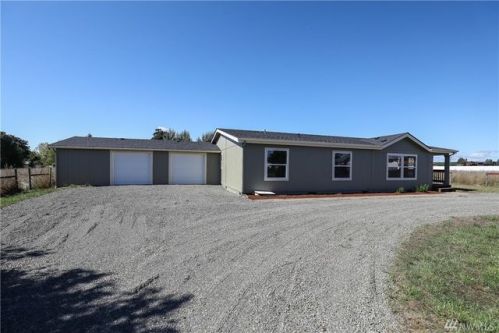 114 Best Dr, Ethel, WA 98542-9734