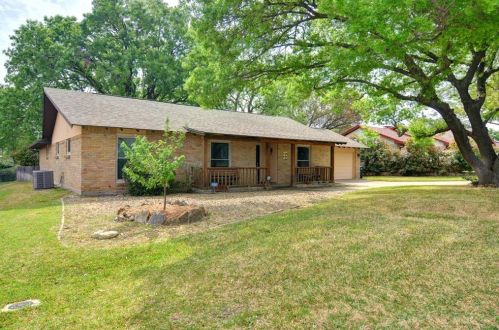 3033 Gunnison Trl, Fort Worth TX  76116-5037 exterior