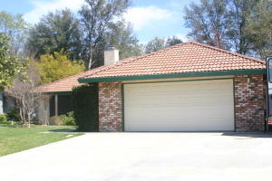 3631 Sunwood Dr, Redding, CA 96002-4913