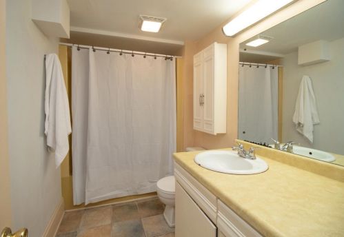 2381 Carter Ave, Saint Paul MN  55108-1625 exterior