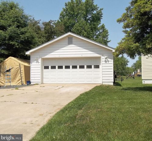 646 Plater St, Aberdeen MD  21001-3044 exterior