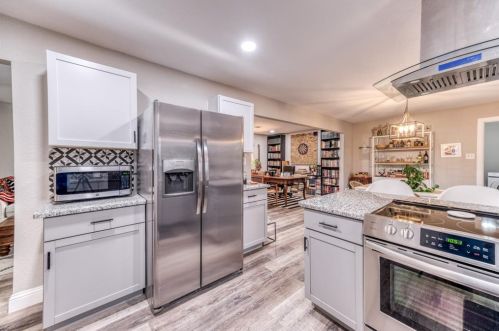 5163 Waits Ave, Fort Worth TX  76133-1138 exterior