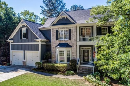 521 Wooded Mountain Trl, Holly Springs, GA 30114-5154