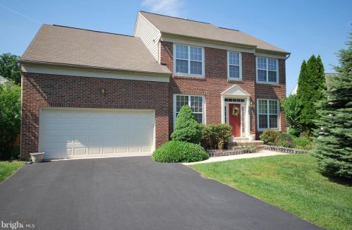 2205 Manor Spring Ter, Silver Spring MD  20906-3227 exterior