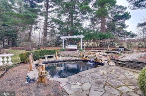 12301 Sandalwood Ln, Silver Spring MD exterior