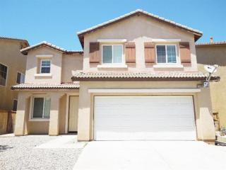 14196 Rachel St, Hesperia, CA 92345-9238