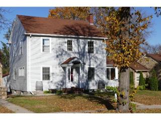 2912 Minnehaha Pkwy, Minneapolis, MN 55406-3745